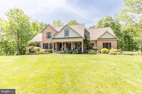 211 Fernridge Rd, Port Matilda, PA 16870