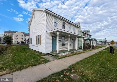 211-213 N Centre St, Philipsburg, PA 16866