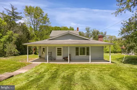 114 Creek View Ln, Spring Mills, PA 16875
