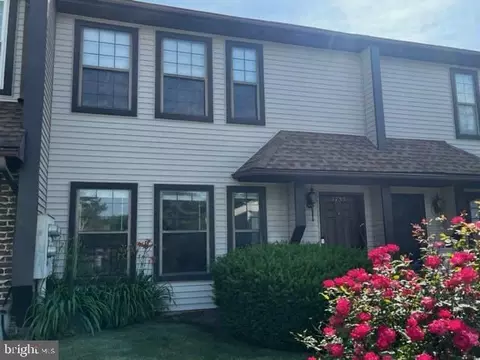 1755 Blue Course Dr, State College, PA 16801