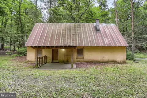 262 Vonada Gap Rd, Spring Mills, PA 16875