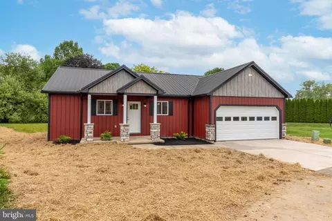 121 Claren Ct, Millheim, PA 16854