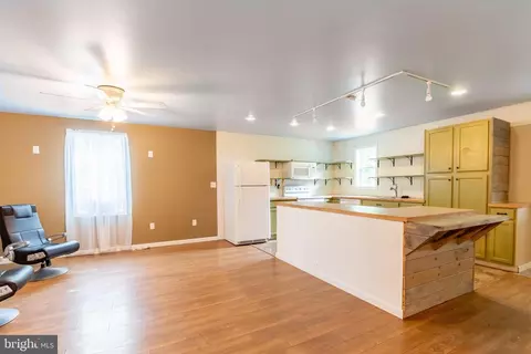 Living - 191 June Ln, Howard, PA 16841 photo 1 of 3