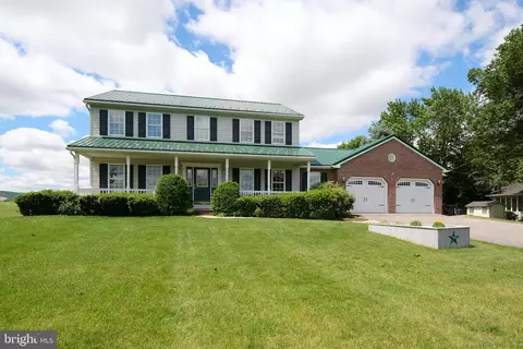 320 Ringneck Dr, Bellefonte, PA 16823