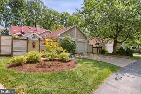 375 Oakwood Ave, State College, PA 16803