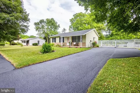 203 Danielle Dr, Bellefonte, PA 16823