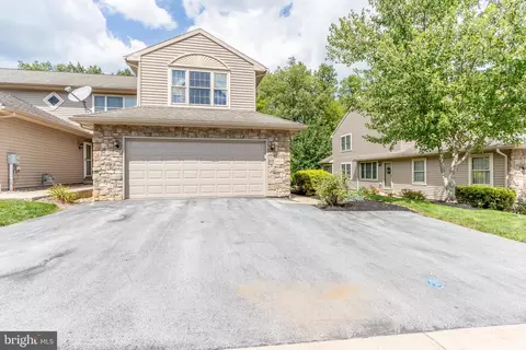 662 Oakwood Ave # A, State College, PA 16803