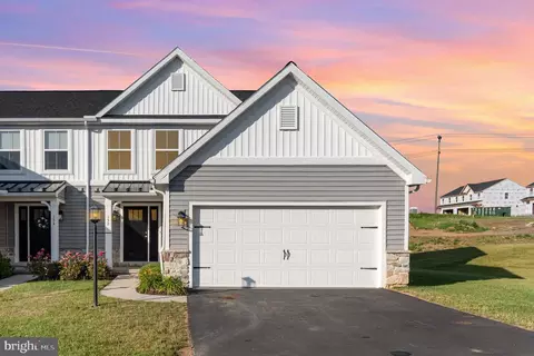 152 Thompson St, State College, PA 16803