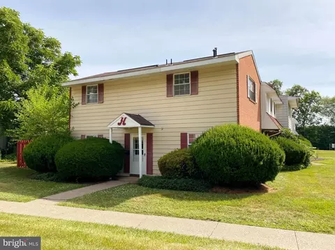 1101 H W Aaron Dr, State College, PA 16803