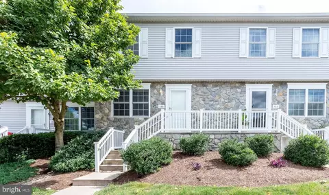 123 Birchtree Ct, State College, PA 16801