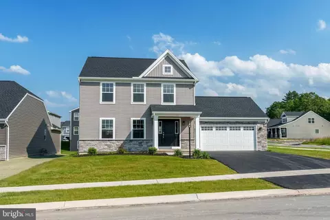 196 Buck Moth Way, Port Matilda, PA 16870