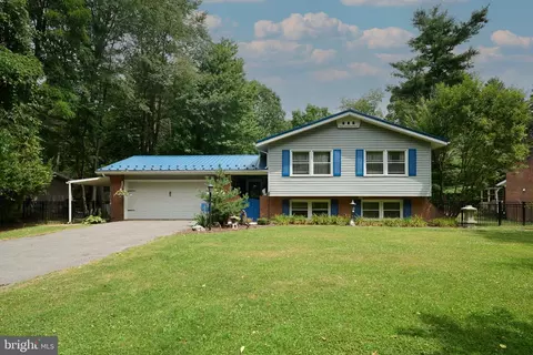 717 Kennard Rd, State College, PA 16801