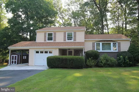 293 Douglas Dr, State College, PA 16803