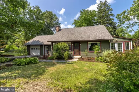 167 S Kirk St, Pine Grove Mills, PA 16868