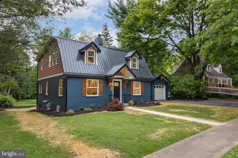 213 W Mitchell Ave, State College, PA 16803