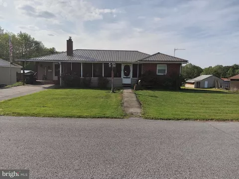 708 Hemlock St, Philipsburg, PA 16866