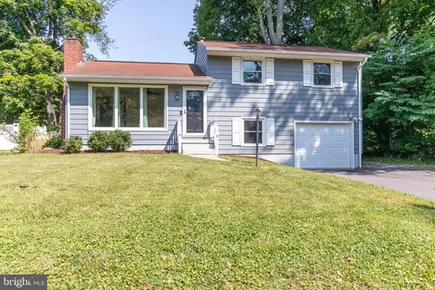 217 Kimport Ave, Boalsburg, PA 16827