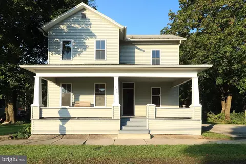 156 Penn St, Millheim, PA 16854