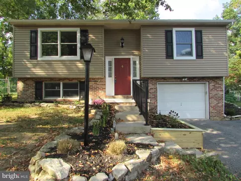 329 Kimport Ave, Boalsburg, PA 16827