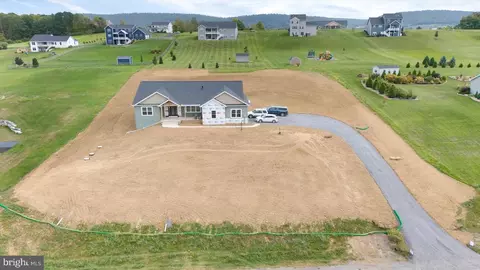 281 Pepper Ridge Dr, Spring Mills, PA 16875