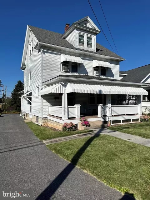 161 S Main St, Pleasant Gap, PA 16823