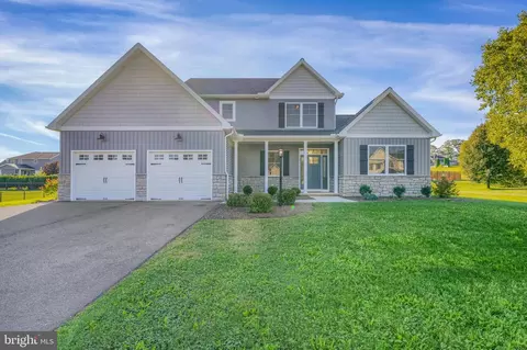 83 Landon Dr, Bellefonte, PA 16823