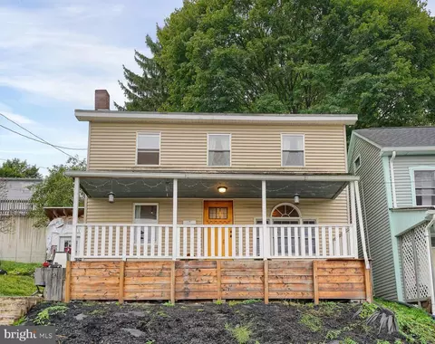 122 E Logan St, Bellefonte, PA 16823