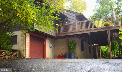77 Tammenend Rd, Port Matilda, PA 16870