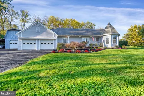 3011 Jacksonville Rd, Bellefonte, PA 16823