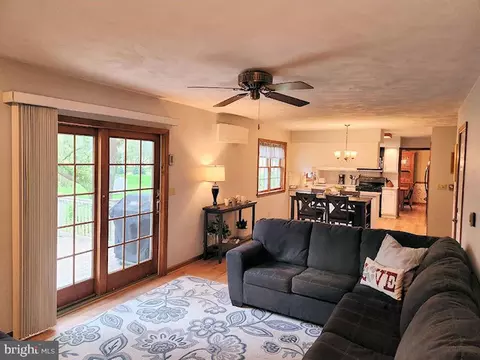 1009 E Springfield Dr, Bellefonte, PA 16823 photo 16
