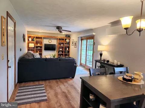 1009 E Springfield Dr, Bellefonte, PA 16823 photo 15