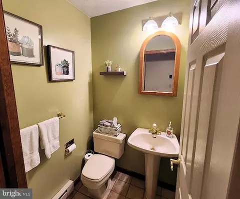1009 E Springfield Dr, Bellefonte, PA 16823 photo 18