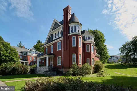 130 E Linn St, Bellefonte, PA 16823