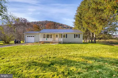 797 Marsh Creek Rd, Howard, PA 16841