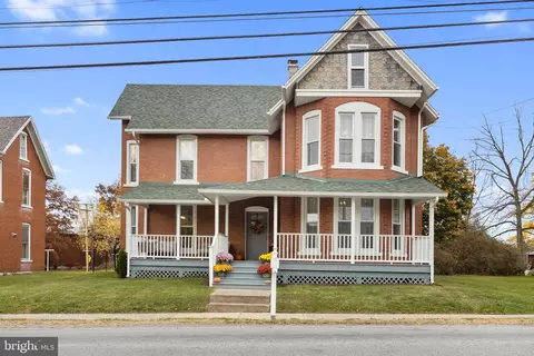 379 Walnut St, Howard, PA 16841