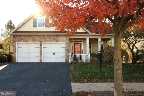 418 Homestead Ln, Boalsburg, PA 16827