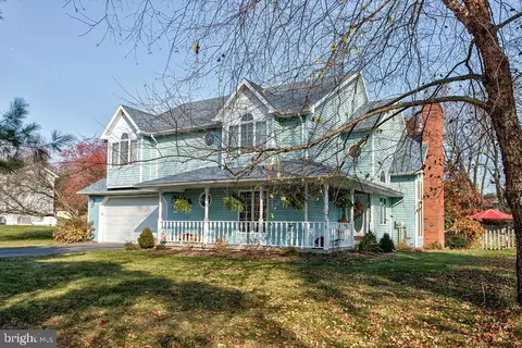 381 Lutz Ln, Port Matilda, PA 16870