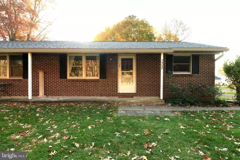 340 5th Ave, State College, PA 16803