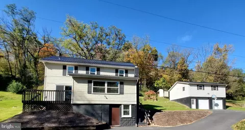 311 Lyonstown Rd, Bellefonte, PA 16823
