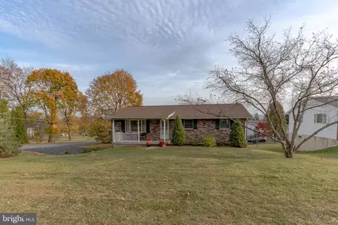 104 2nd St, Centre Hall, PA 16828