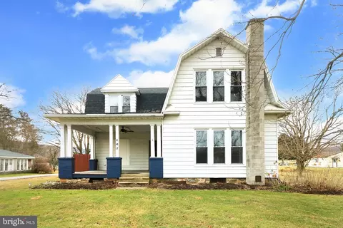 107 Madisonburg Pike, Madisonburg, PA 16852