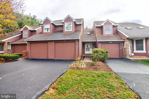 1886 Ayrshire Way, State College, PA 16803