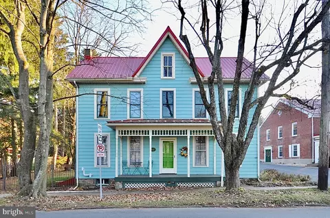 144 W Pine Grove Rd, Pine Grove Mills, PA 16868