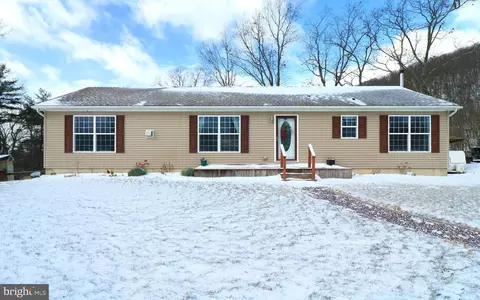 149 Asher Ln, Spring Mills, PA 16875