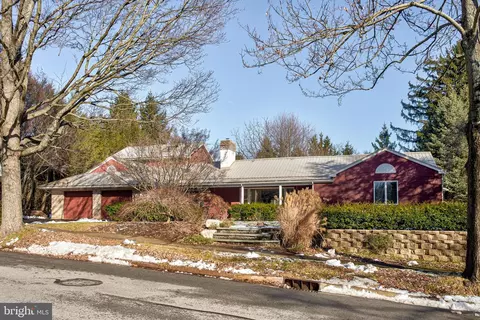 1327 Old Boalsburg Rd, State College, PA 16801