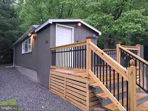 796 Spruce Rd, Clarence, PA 16829