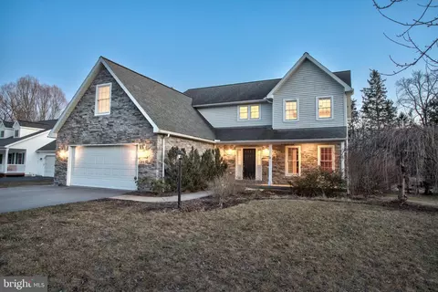 216 Lee Ave, Boalsburg, PA 16827
