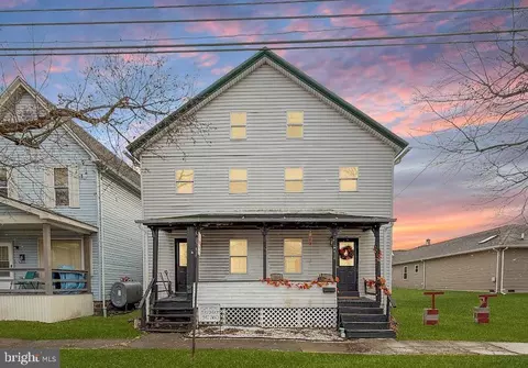 414 E 416 E Spruce St, Philipsburg, PA 16866