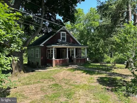 3915 Tadpole Rd, Pennsylvania Furnace, PA 16865