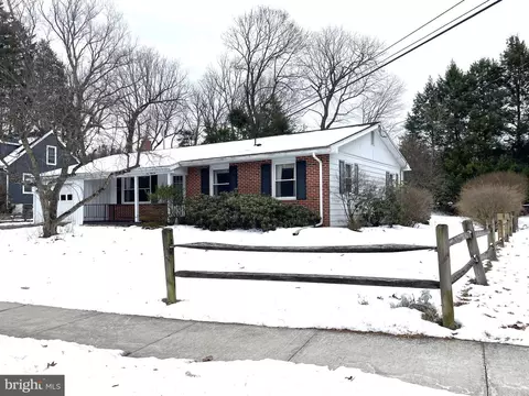 152 Legion Ln, State College, PA 16801